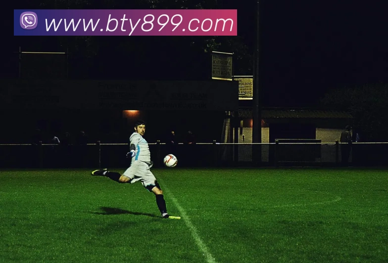 B体育APP 体育赛事宣传图